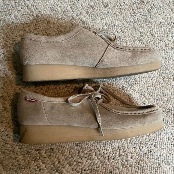 Clarks Women's Loafers - Picture 4 of 5